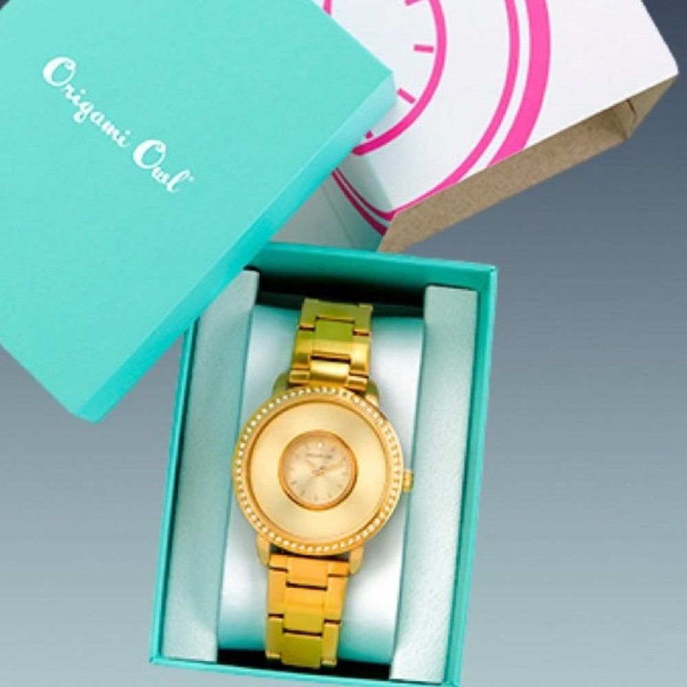Gold Signature Watch & Choose 5 Charms